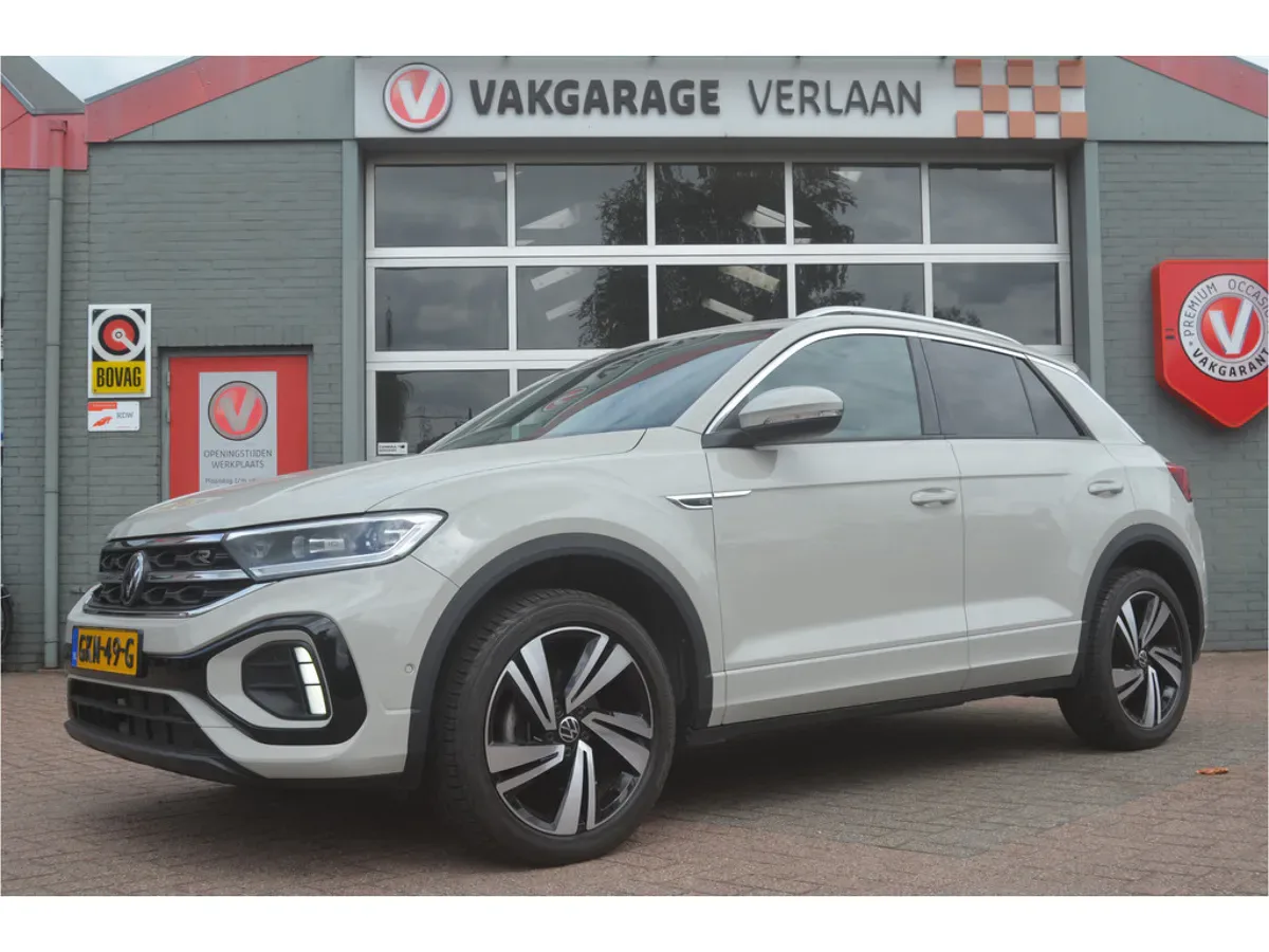 Volkswagen T-Roc (2023) — foto 1