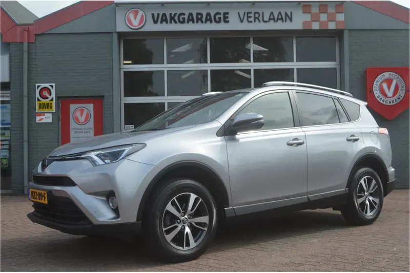 Toyota RAV4 (2016)