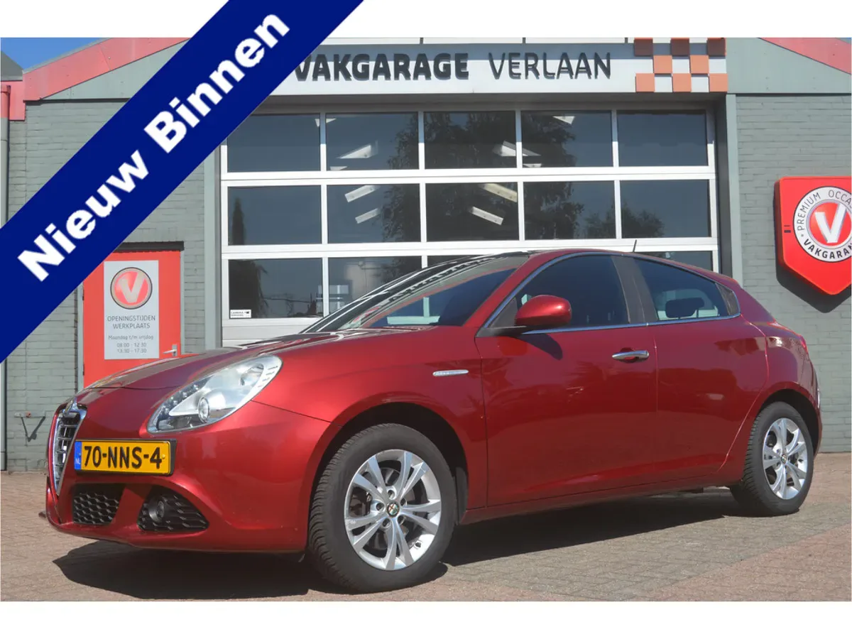 Alfa Romeo Giulietta (2010) — foto 1