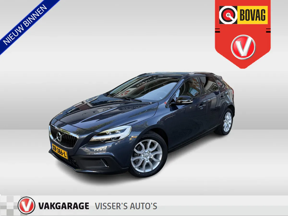 Volvo V40 Cross Country (2019) — foto 1