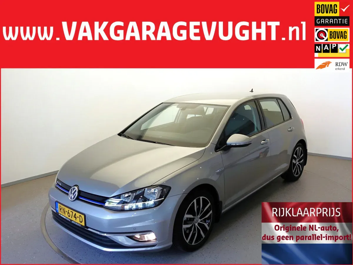 Volkswagen Golf (2018) — foto 1