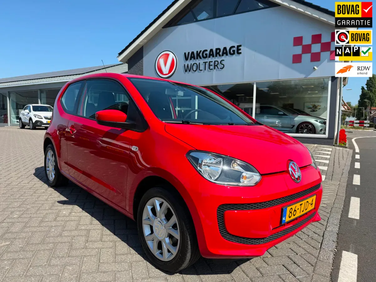 Volkswagen Up! (2012) — foto 1