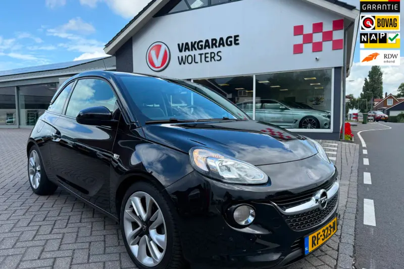 Opel Adam (2017)