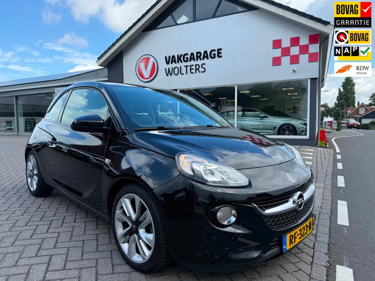 Opel Adam (2017) — foto 1