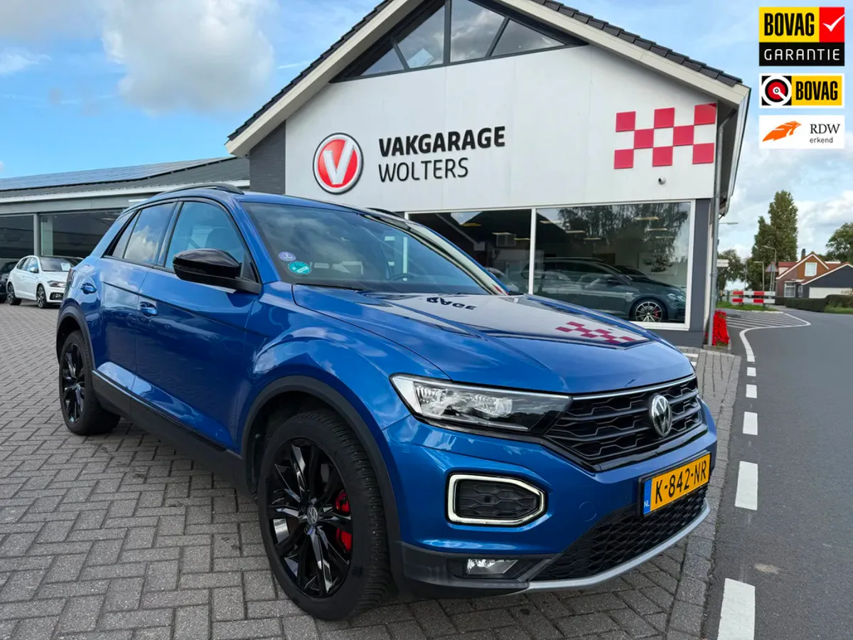 Volkswagen T-Roc (2020) — foto 1