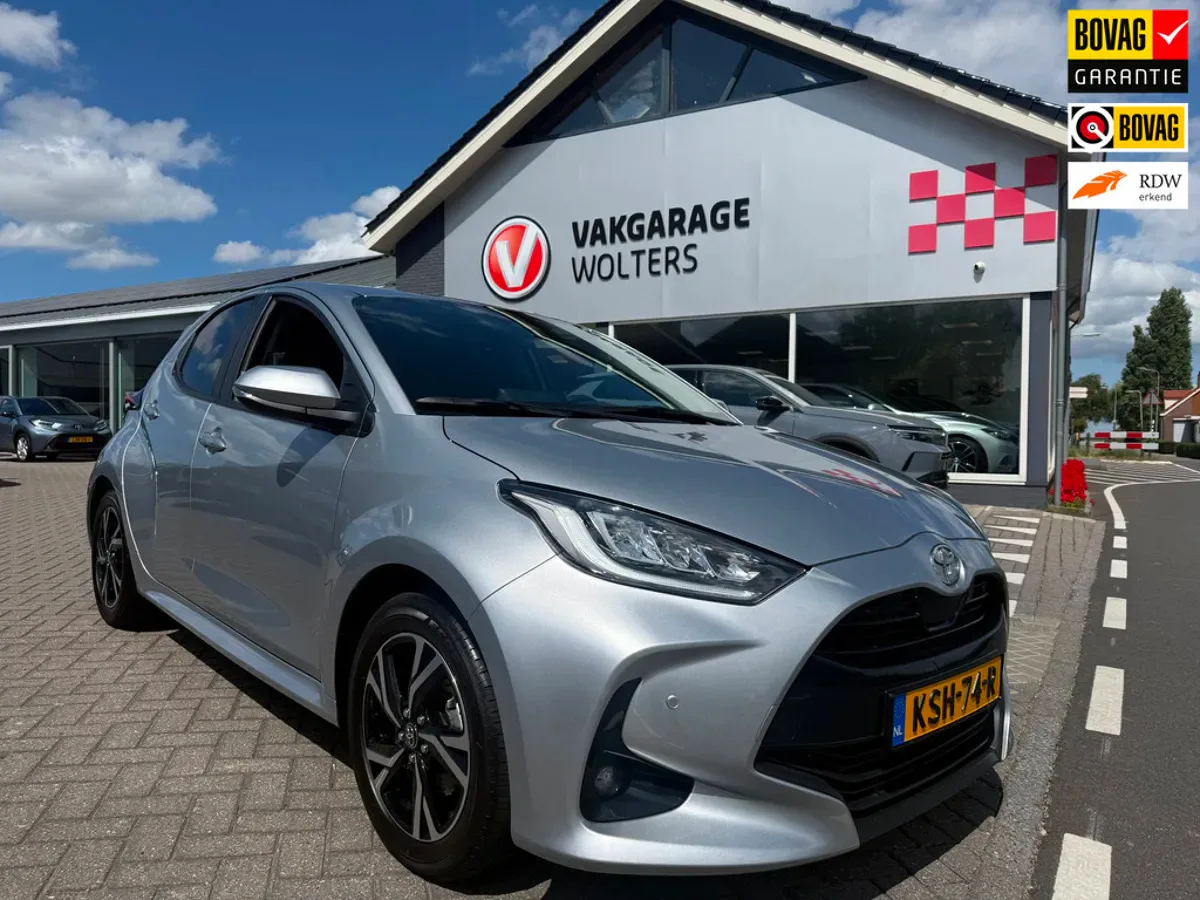 Toyota Yaris (2025) — foto 1