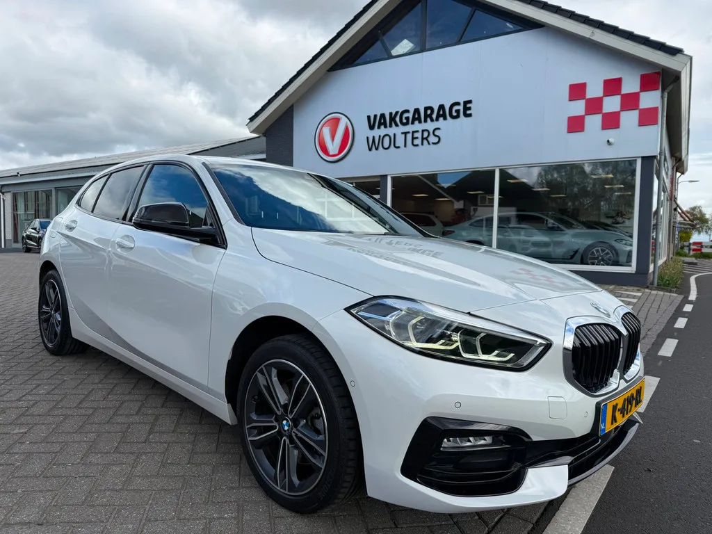 BMW 1-Serie (2021) — foto 1