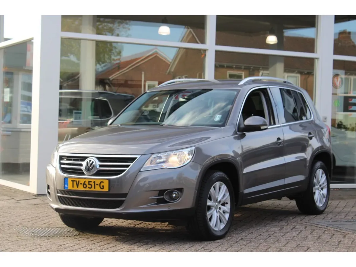 Volkswagen Tiguan (2011) — foto 1