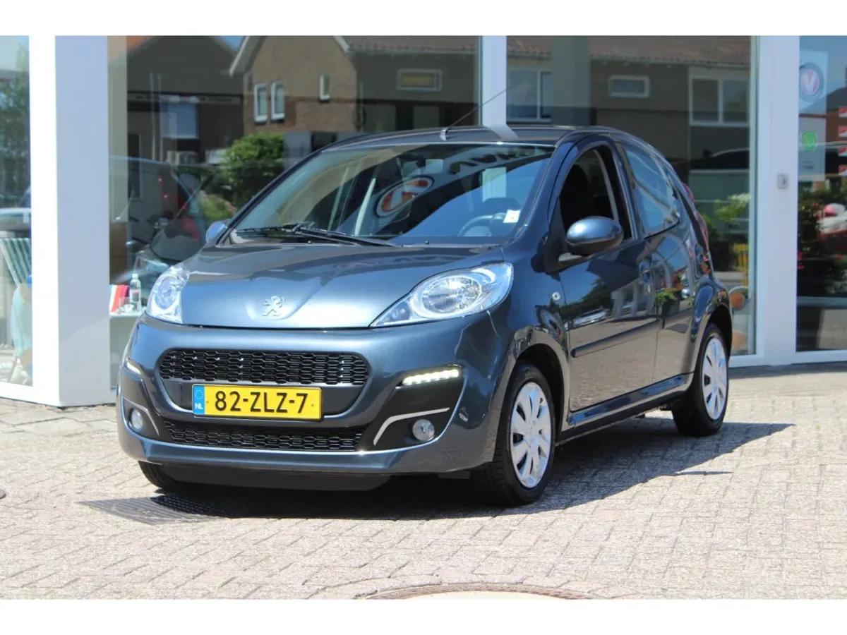 Peugeot 107 (2013) — foto 1