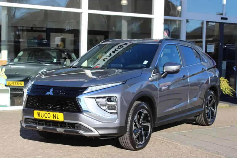 Mitsubishi Eclipse Cross (2022)