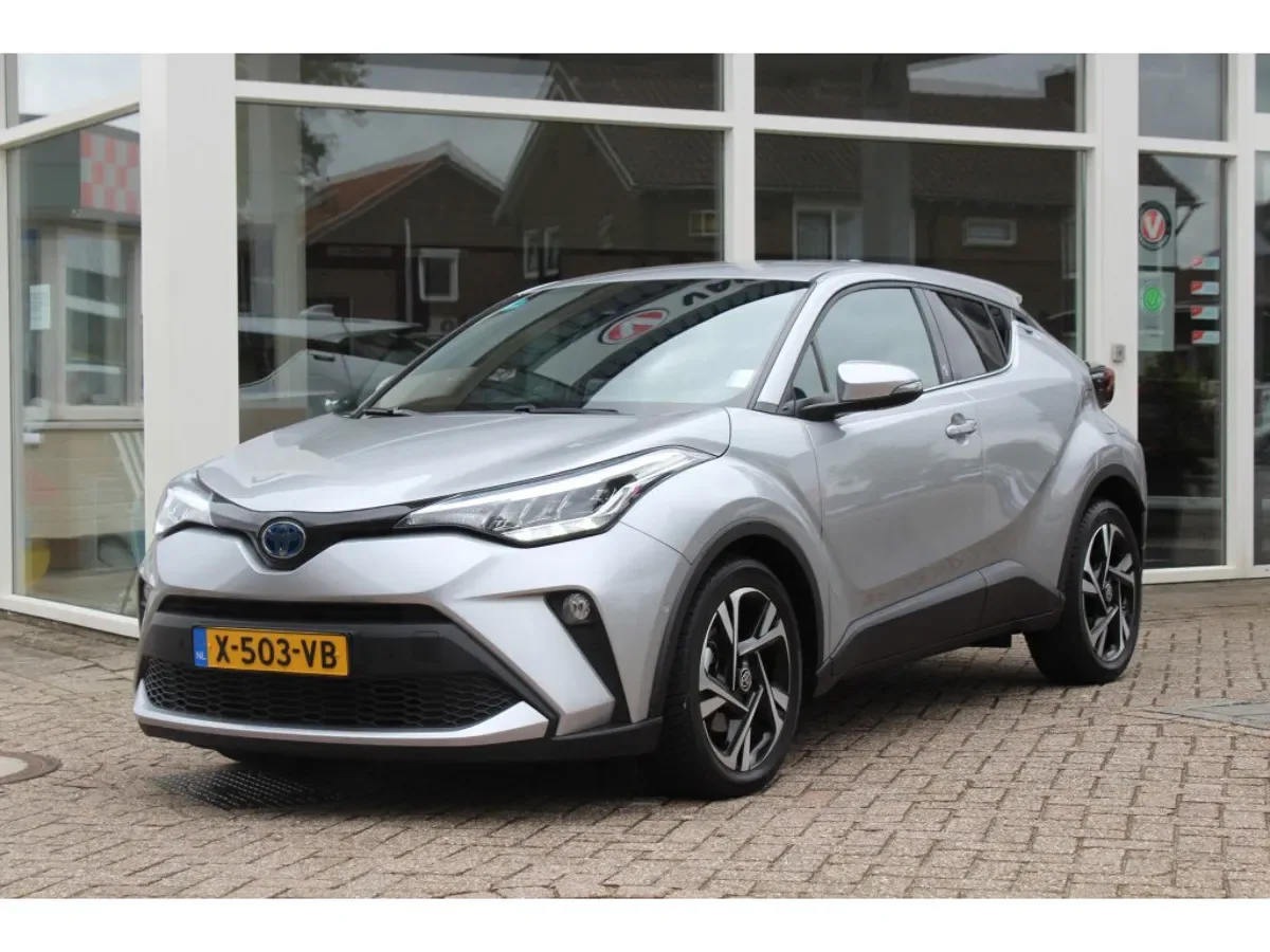 Toyota C-HR (2023) — foto 1
