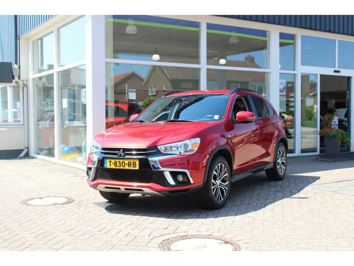 Mitsubishi ASX (2018) — foto 1