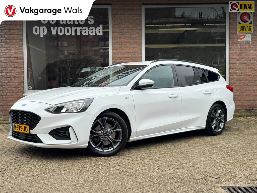 Ford Focus (2020) — foto 1