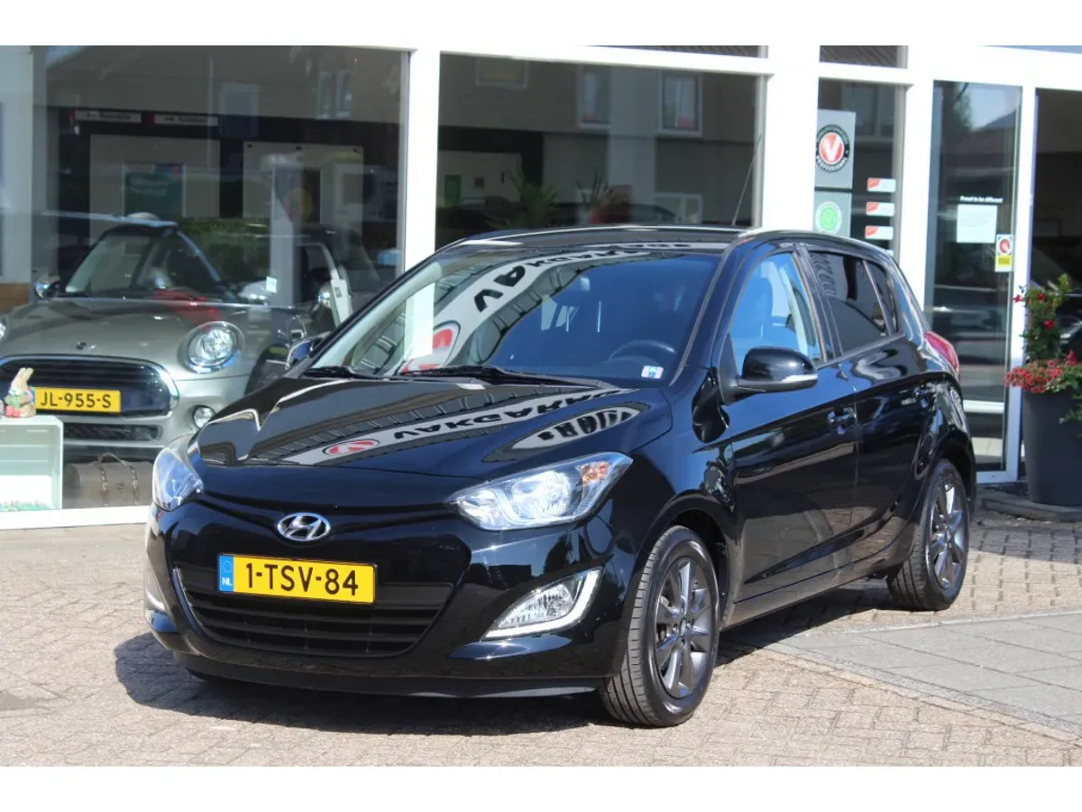 Hyundai i20 (2014) — foto 1
