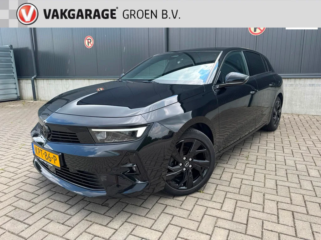Opel Astra (2023) — foto 1