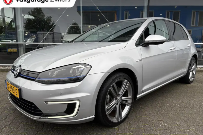 Volkswagen e-Golf (2016)
