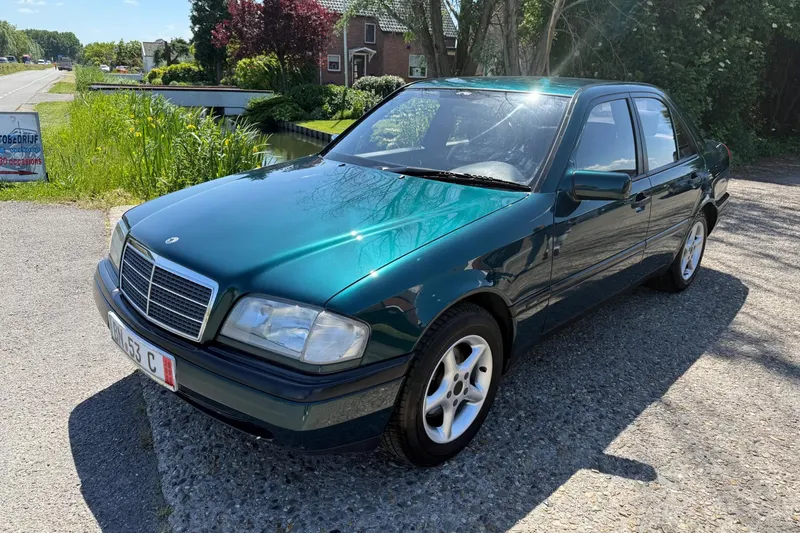 Mercedes-Benz C-Klasse (0)