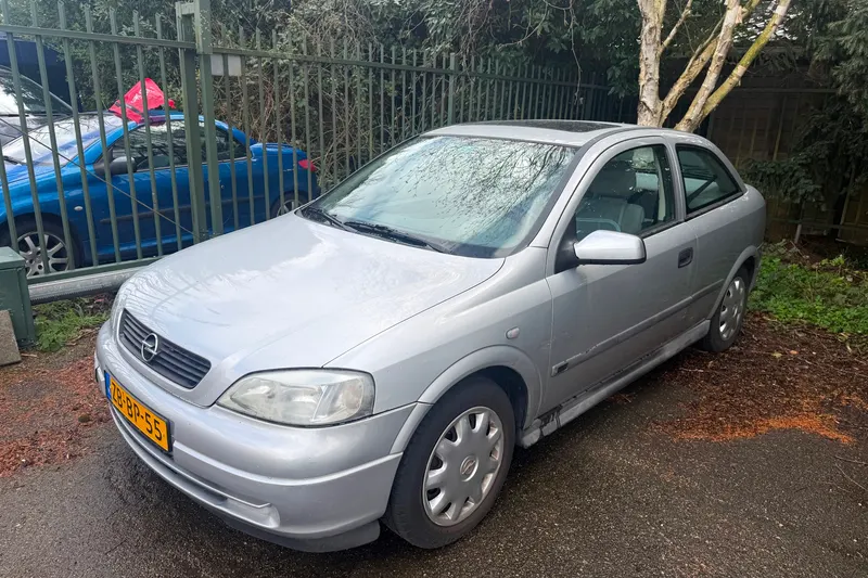 Opel Astra (1999)