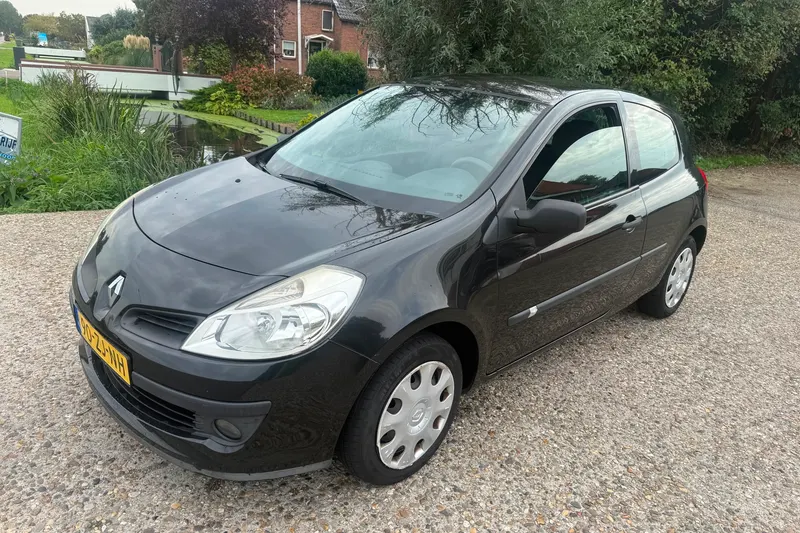 Renault Clio (2008)