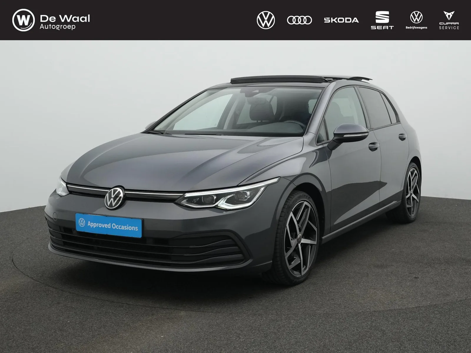 Volkswagen Golf (2021) — foto 1