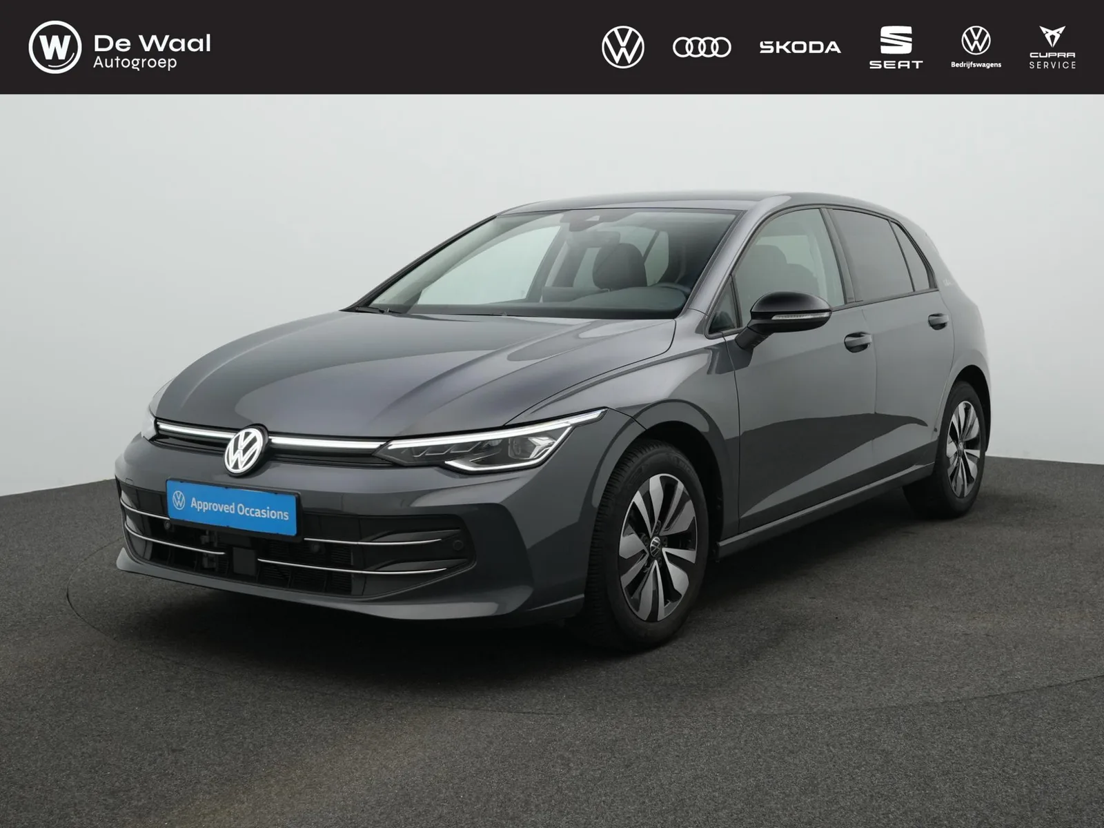 Volkswagen Golf (2025) — foto 1