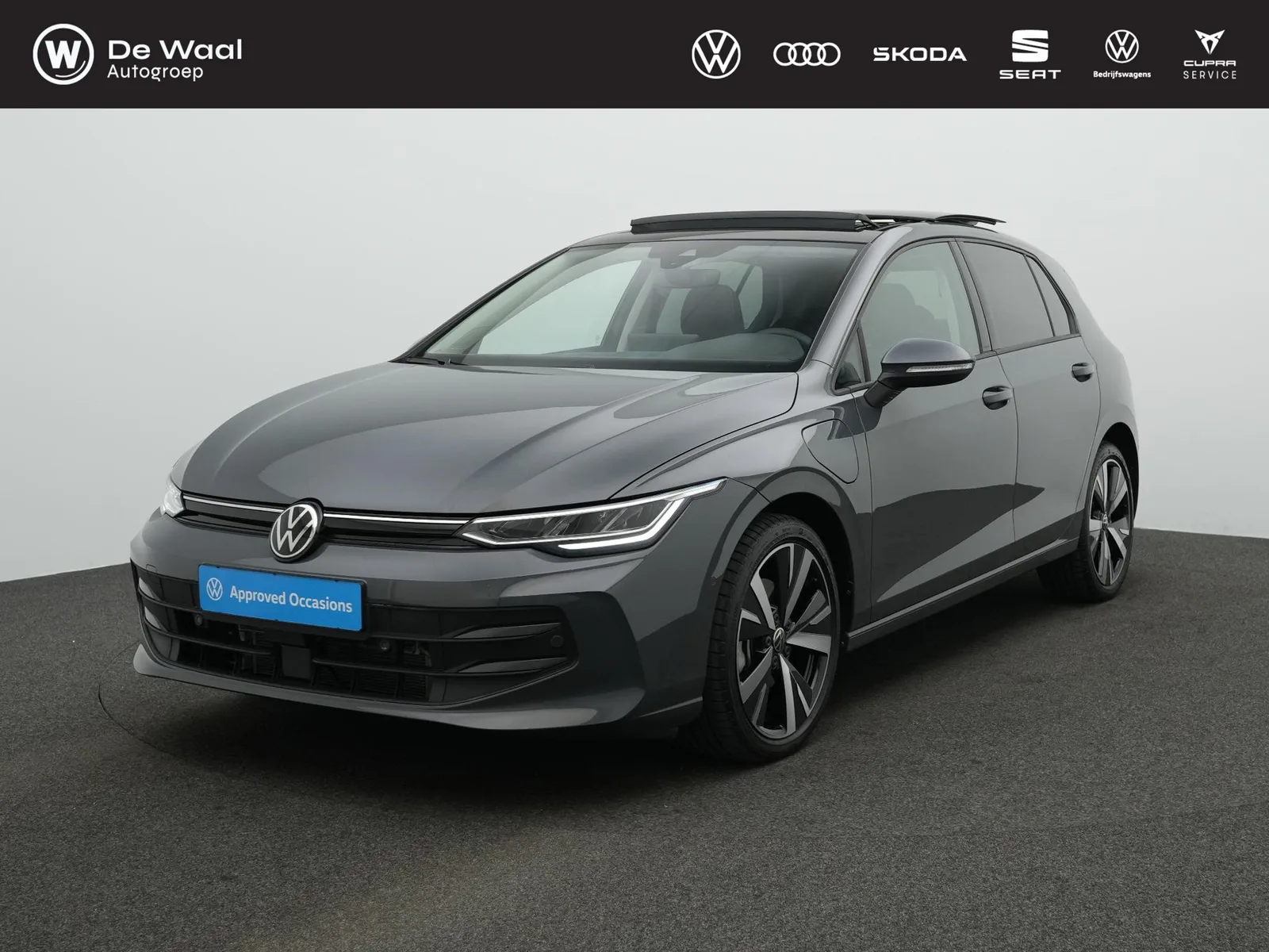Volkswagen Golf (2025) — foto 1