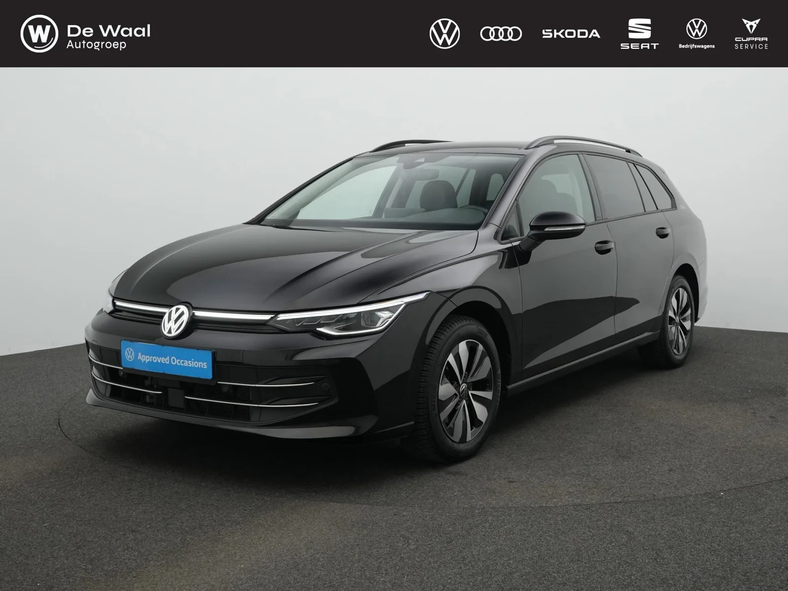 Volkswagen Golf (2025) — foto 1