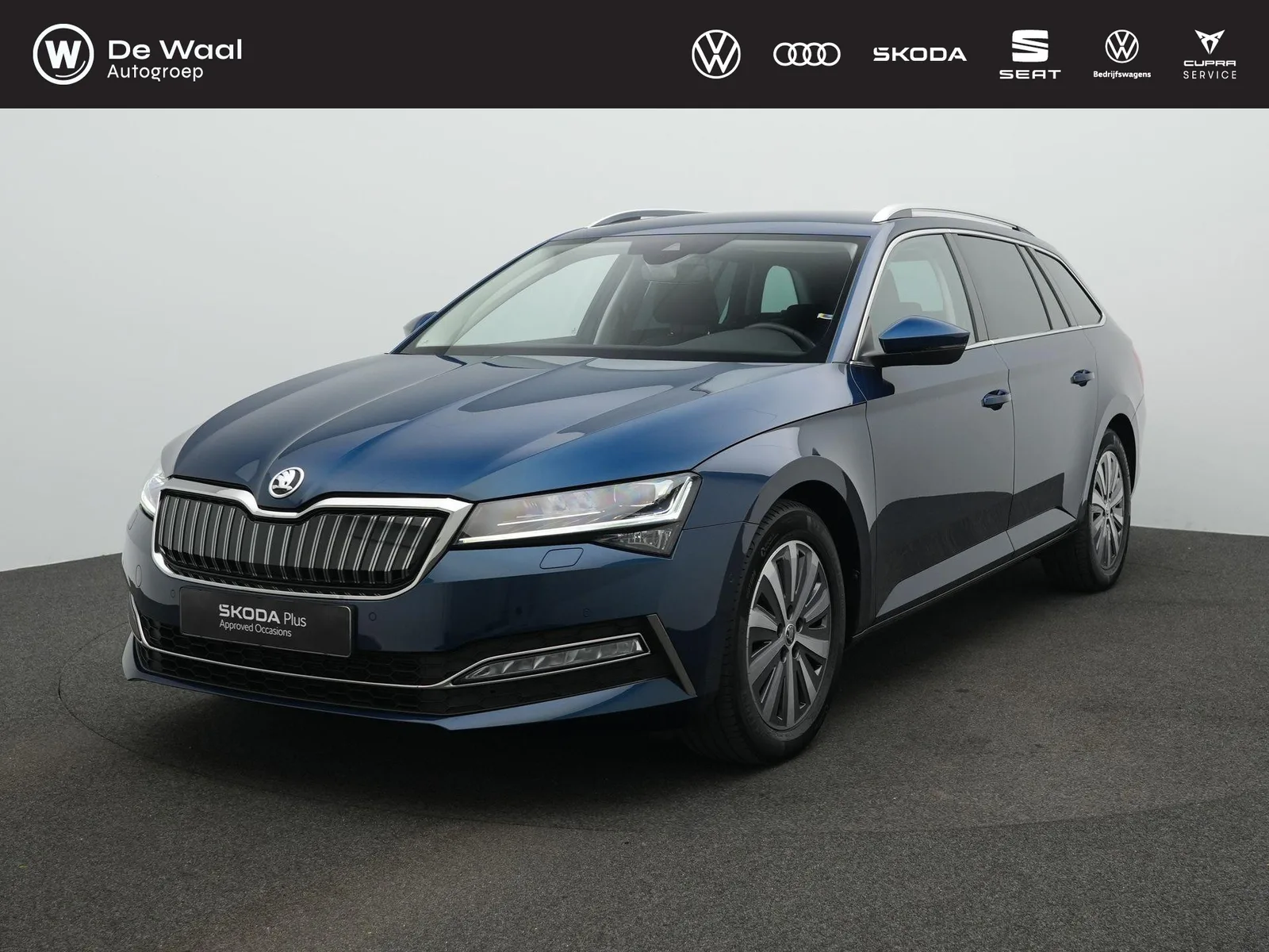 Škoda Superb (2023) — foto 1