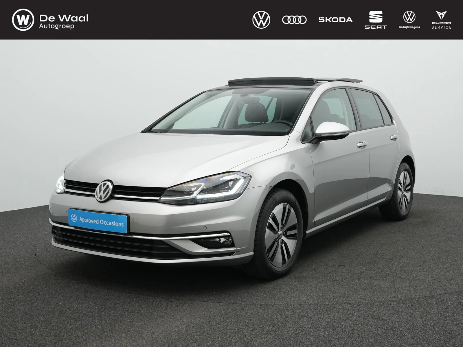 Volkswagen Golf (2020) — foto 1