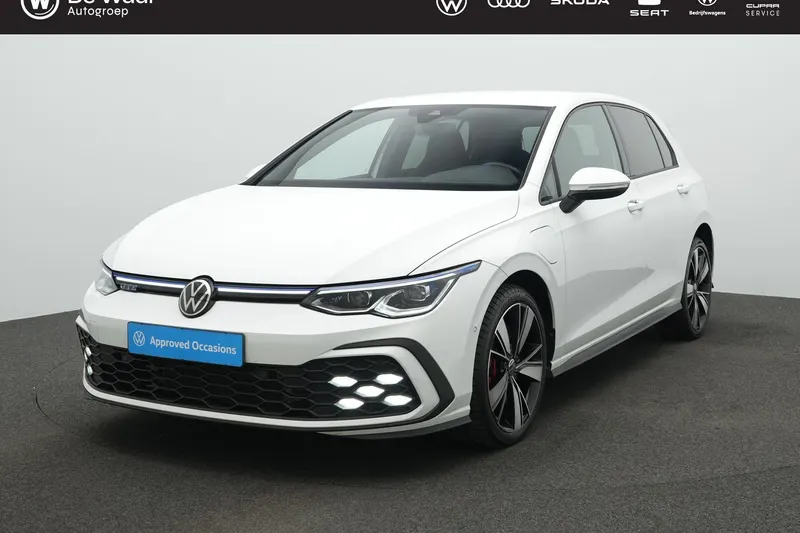 Volkswagen Golf (2022)