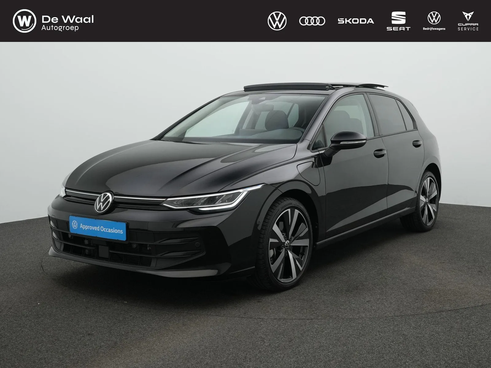 Volkswagen Golf (2025) — foto 1