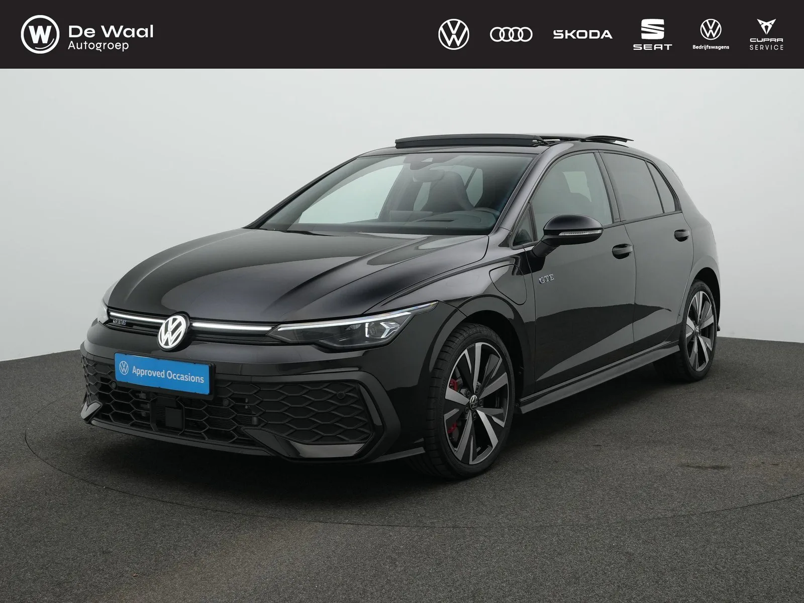 Volkswagen Golf (2025) — foto 1