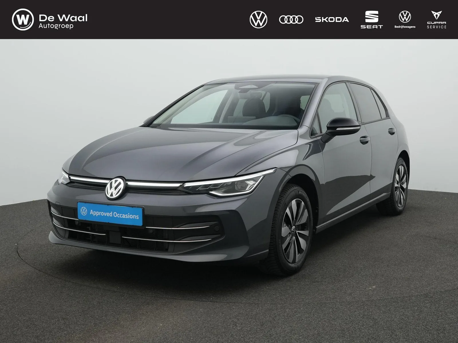 Volkswagen Golf (2025) — foto 1