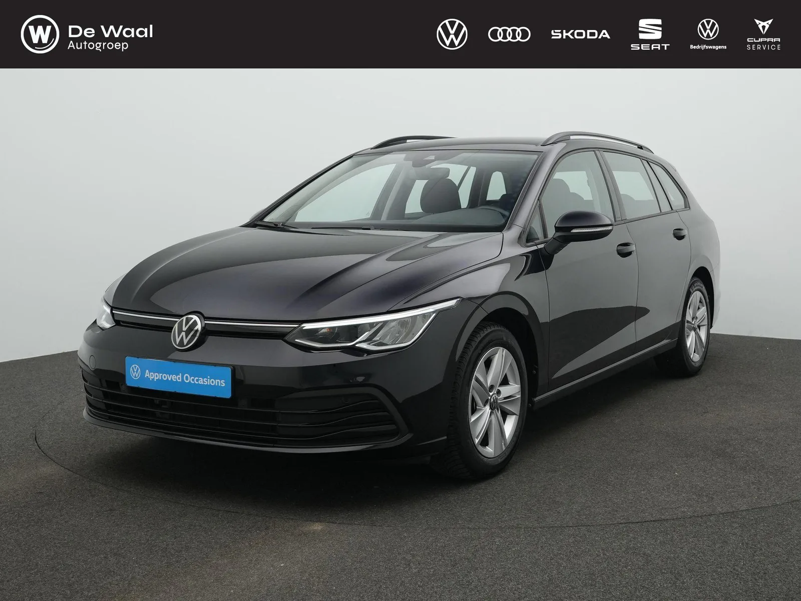 Volkswagen Golf (2022) — foto 1