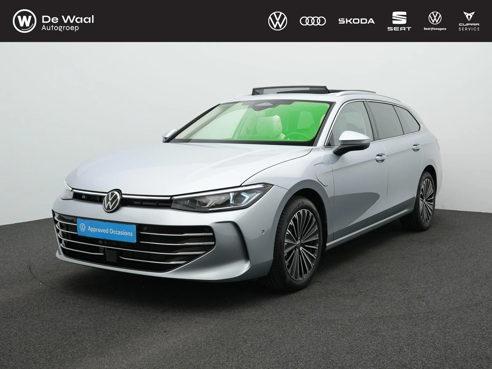 Volkswagen Passat (2025) — foto 1