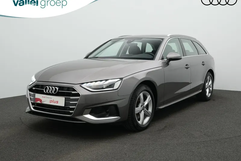 Audi A4 (2022)