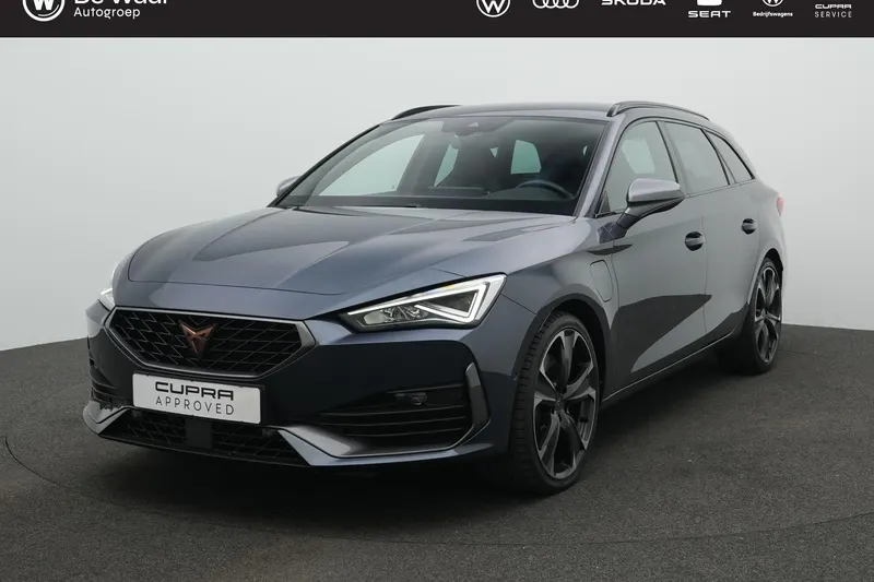 CUPRA Leon (2023)