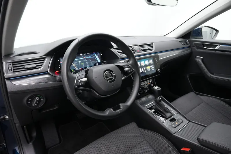 Škoda Superb (2023)