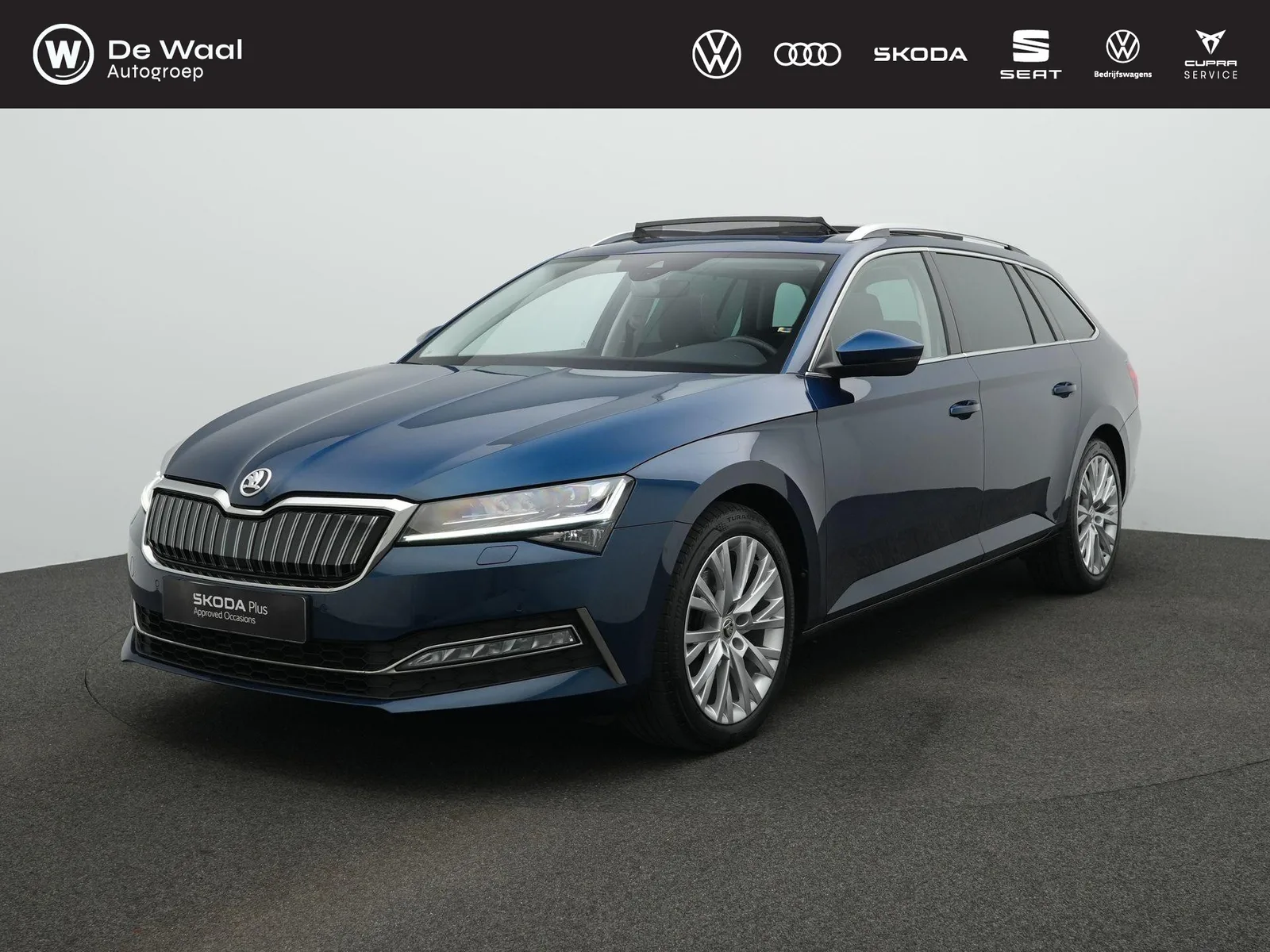 Škoda Superb (2023) — foto 1