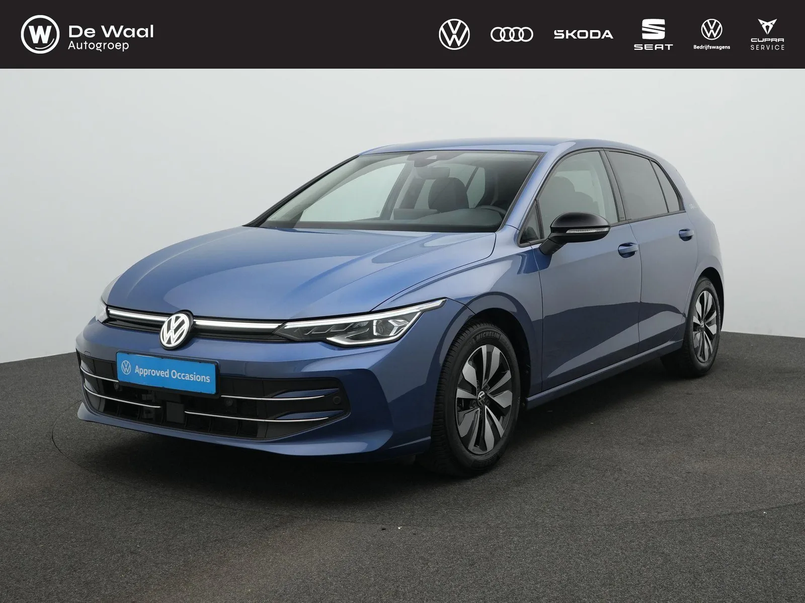 Volkswagen Golf (2025) — foto 1