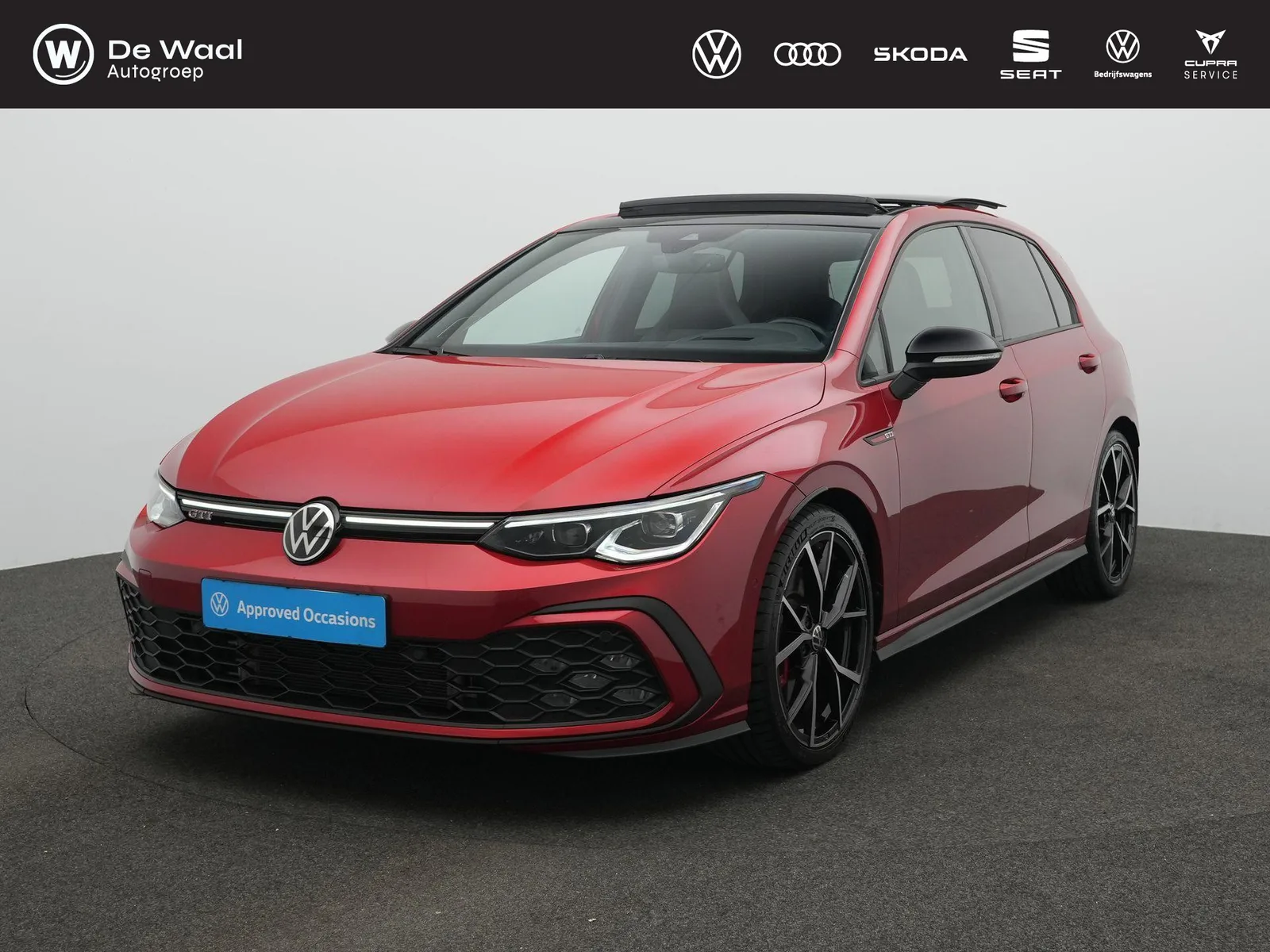 Volkswagen Golf (2022) — foto 1