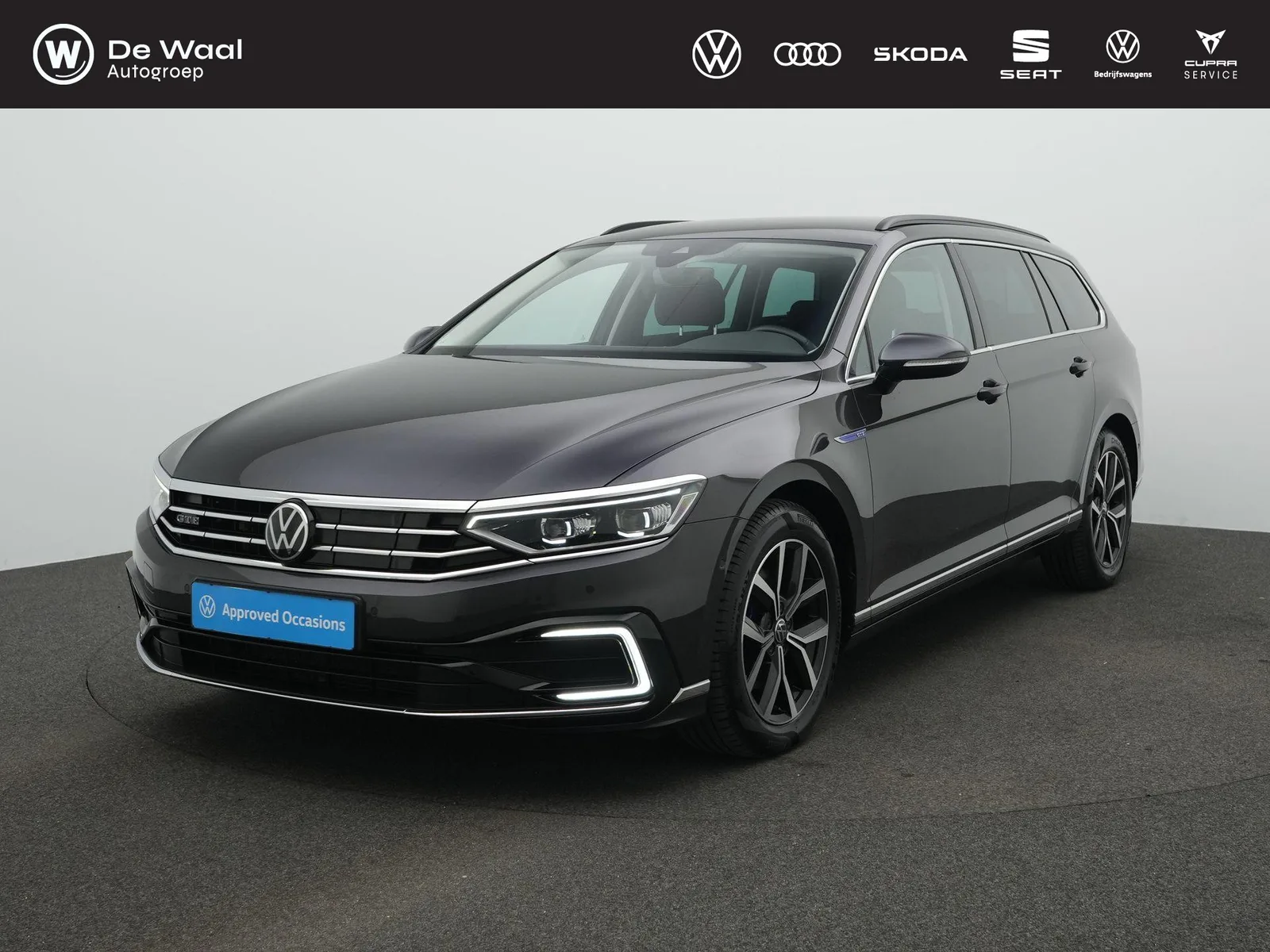 Volkswagen Passat (2021) — foto 1