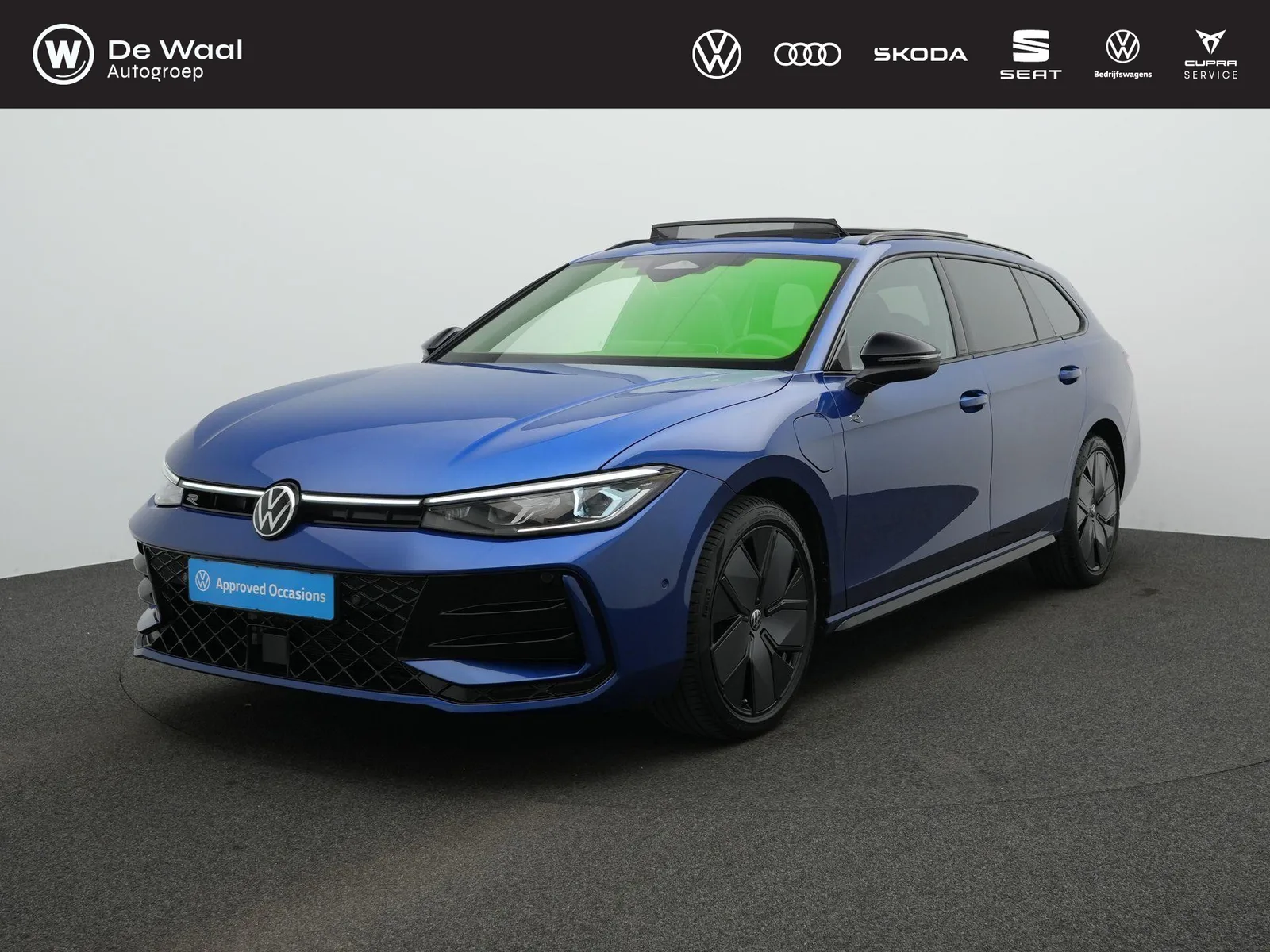 Volkswagen Passat (2025) — foto 1