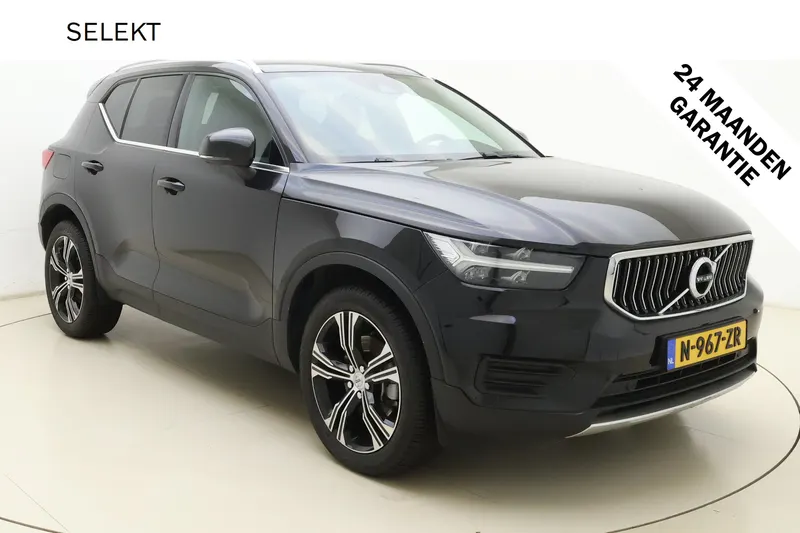 Volvo XC40 (2022)