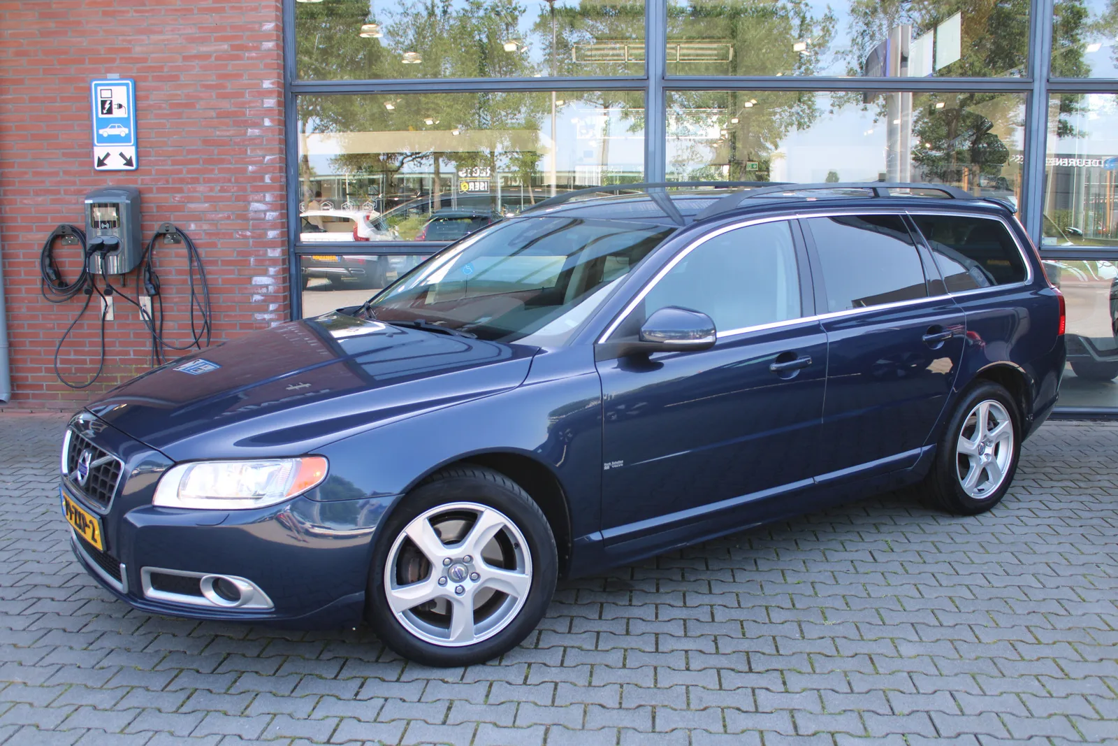 Volvo V70 (2013) — foto 1
