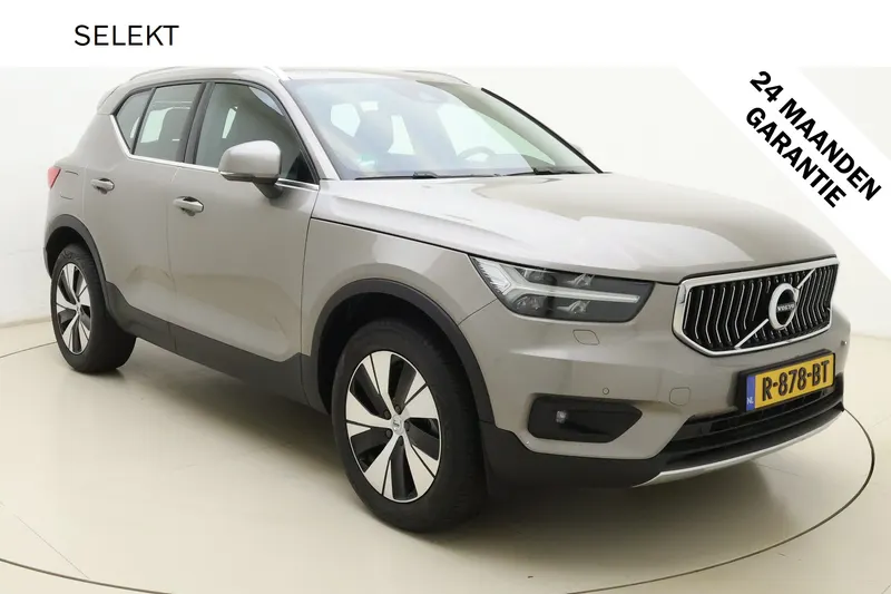 Volvo XC40 (2022)