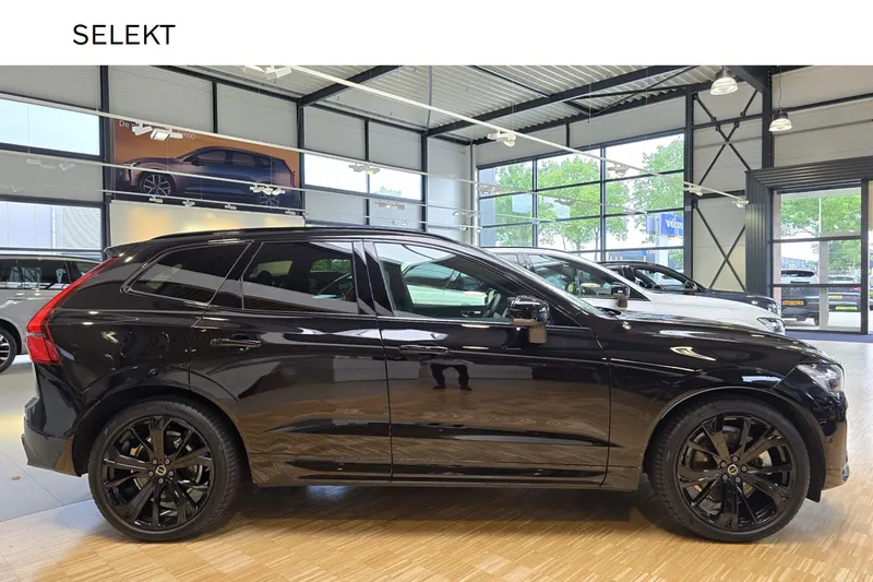 Volvo XC60 (2025)