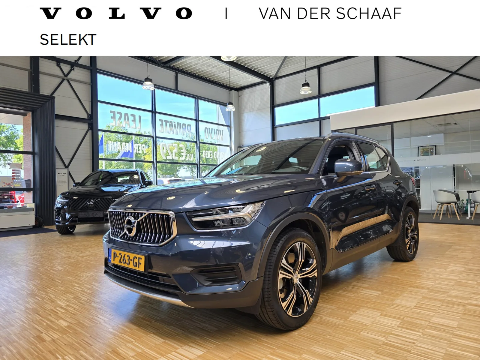 Volvo XC40 (2022) — foto 1