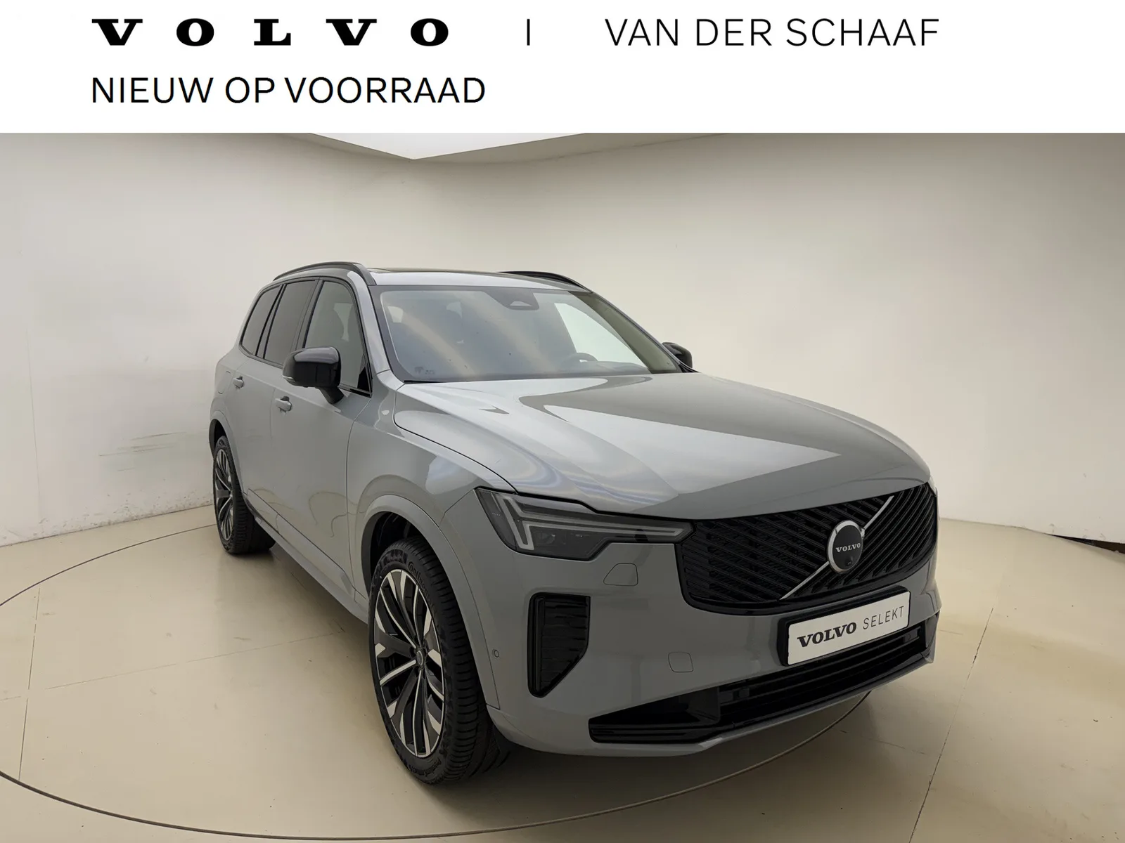 Volvo XC90 (2026) — foto 1