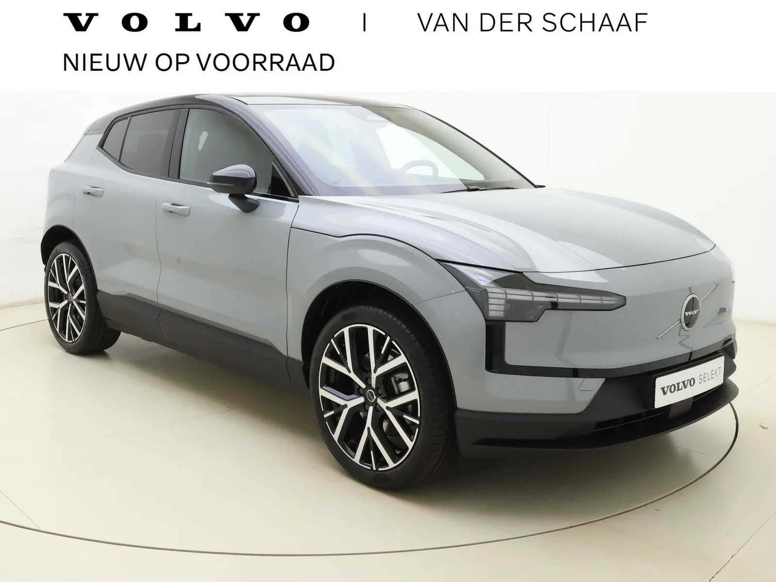 Volvo EX30 (2026) — foto 1